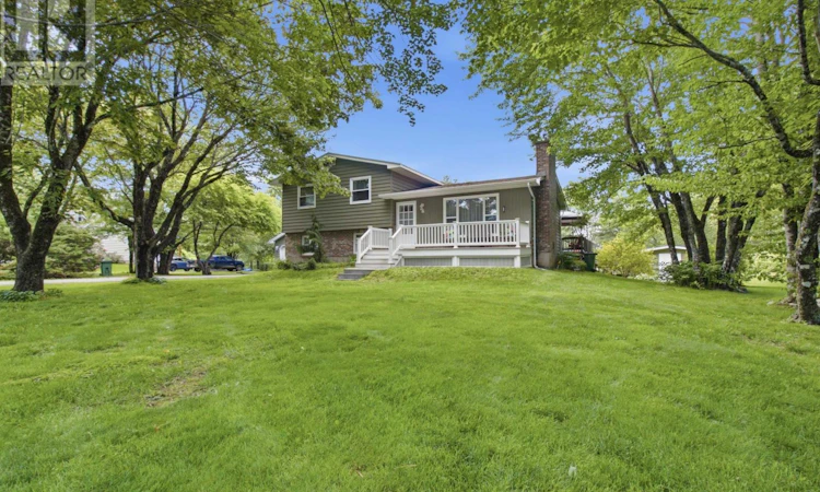 16 Mohawk Street
