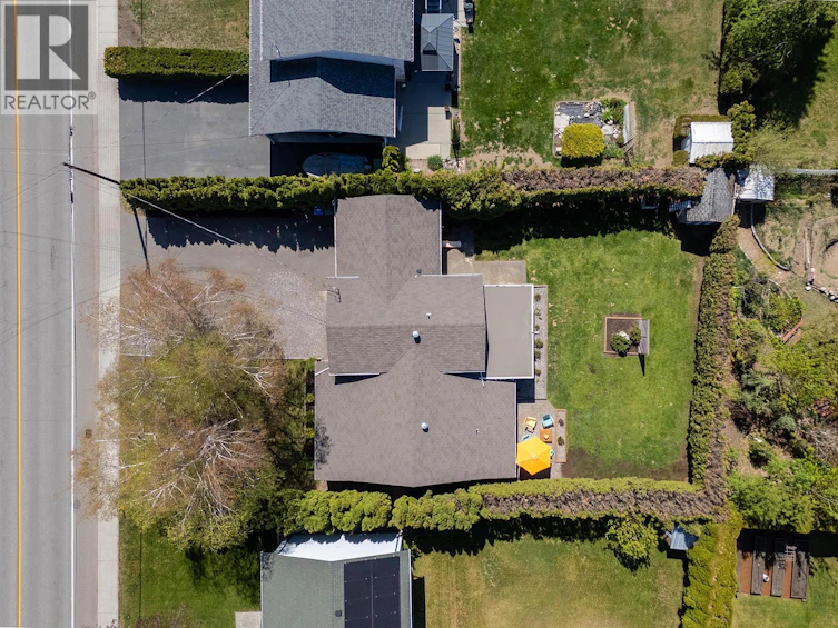 1650 S Hollywood Road, Kelowna, BC, V1X 4P3 - 46
