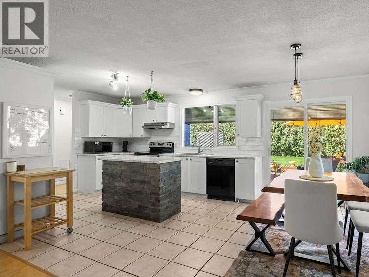 1650 S Hollywood Road, Kelowna, BC, V1X 4P3 - 7