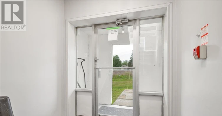 7-101 Service Road, Greater Sudbury, ON, P0M 2R0 - 2