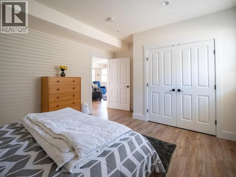 5423 Hemlock Street, Powell River, BC, V8A 0T7 - 28