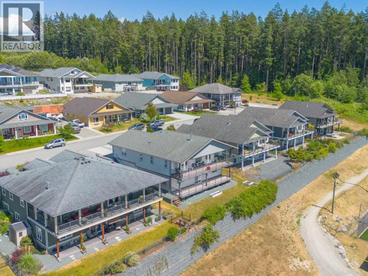 5423 Hemlock Street, Powell River, BC, V8A 0T7 - 40