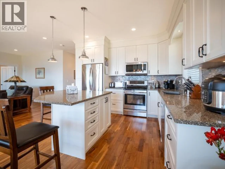 5423 Hemlock Street, Powell River, BC, V8A 0T7 - 7