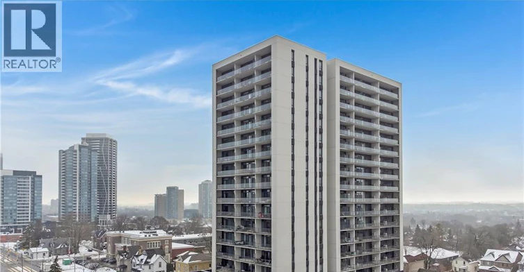 1708-741 King Street W, Kitchener, ON, N2G 0E9 - 2