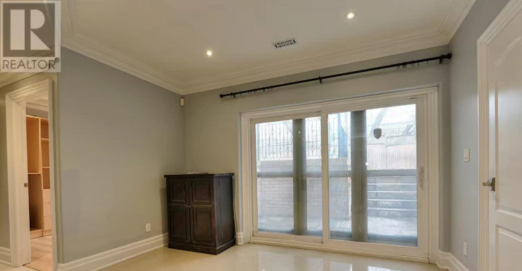 LOWER-369 Hollywood Avenue, Toronto, ON, M2N 3K9 - 6