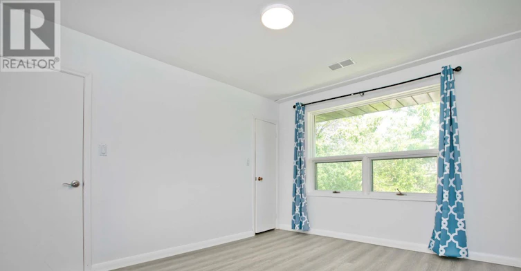247 Parkview Avenue, Toronto, ON, M2N 3Z2 - 16