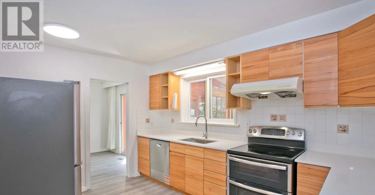 247 Parkview Avenue, Toronto, ON, M2N 3Z2 - 13