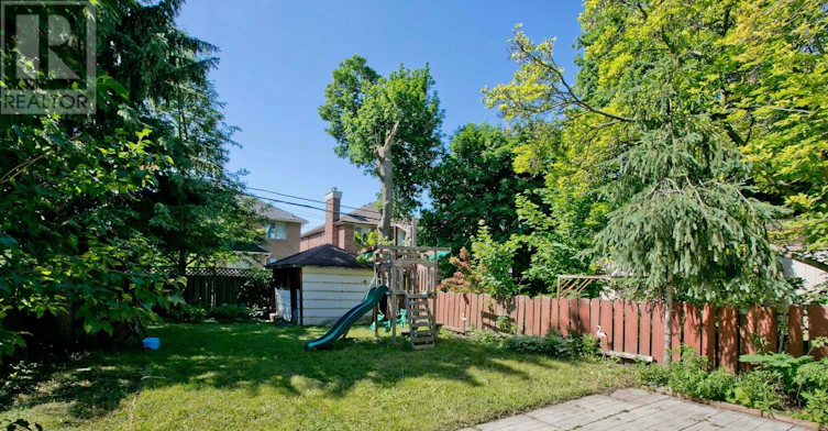 247 Parkview Avenue, Toronto, ON, M2N 3Z2 - 31