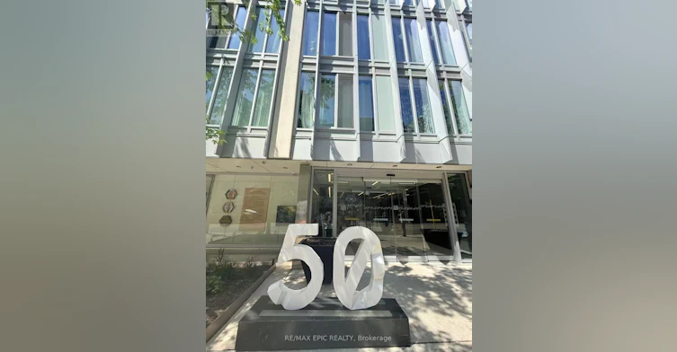 905-50 Mccaul Street, Toronto, ON, M5T 0B6 - 2