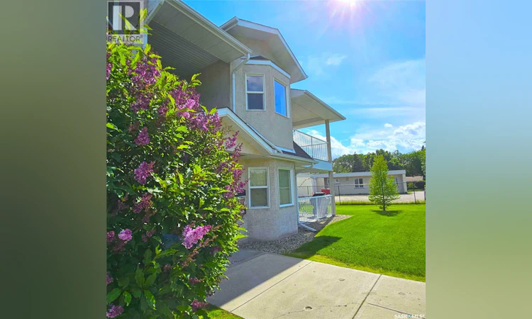 1075 Birchwood Place
