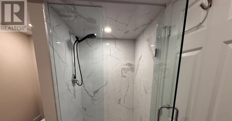 7 Redmond Drive, Ajax, ON, L1S 5R7 - 8