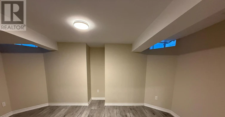 7 Redmond Drive, Ajax, ON, L1S 5R7 - 11