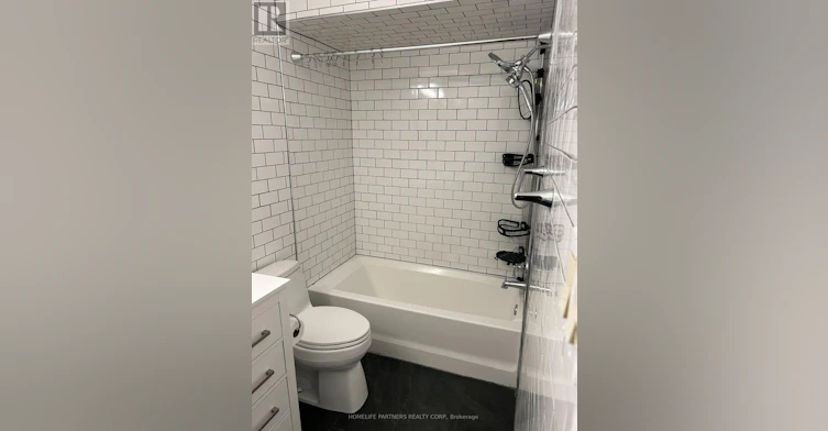 UPPER-17 Ashburn Crescent, Vaughan, ON, L4L 1G8 - 11