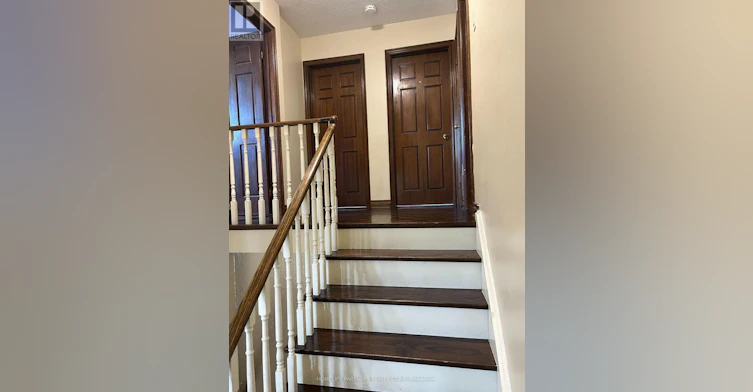 UPPER-17 Ashburn Crescent, Vaughan, ON, L4L 1G8 - 7