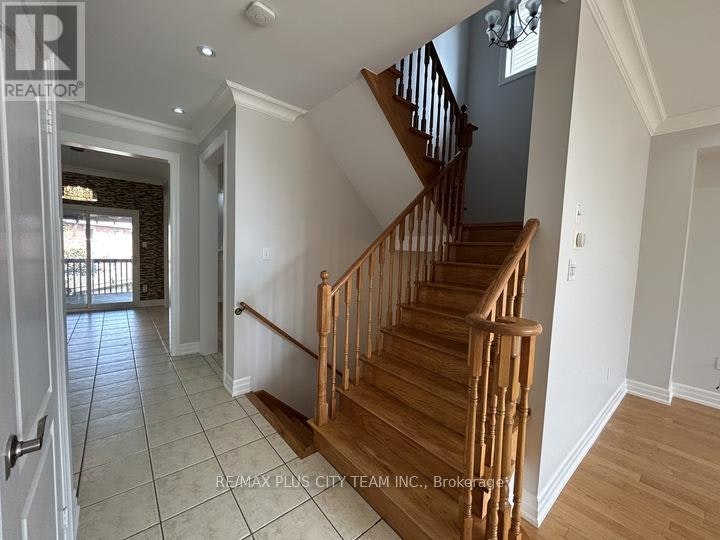59 Trish Drive, Richmond Hill, ON, L4E 5C4 - 13