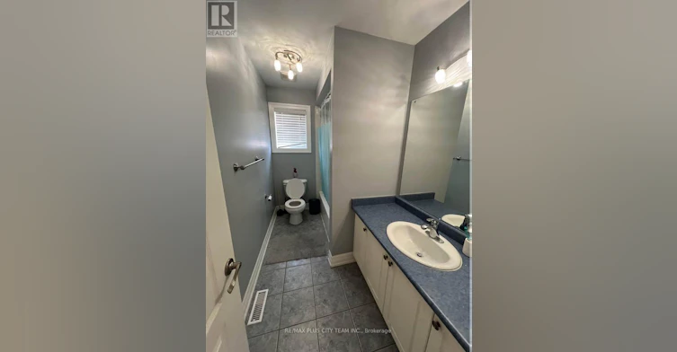 59 Trish Drive, Richmond Hill, ON, L4E 5C4 - 13