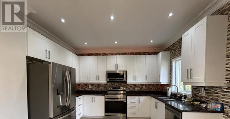 59 Trish Drive, Richmond Hill, ON, L4E 5C4 - 9