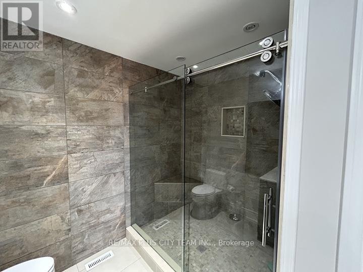 59 Trish Drive, Richmond Hill, ON, L4E 5C4 - 17