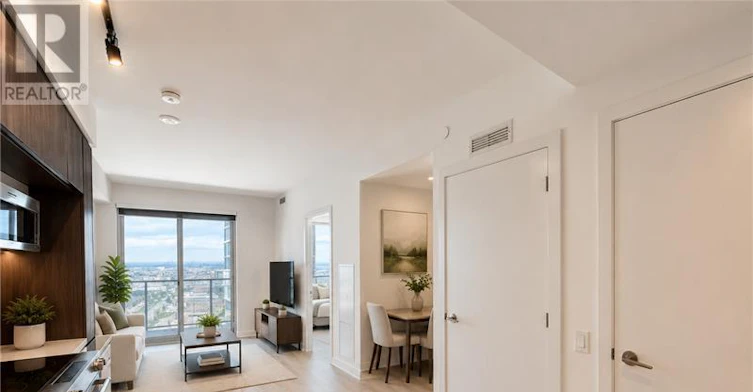 W2101-185 Millway Avenue, Vaughan, ON, L4K 0L2 - 2