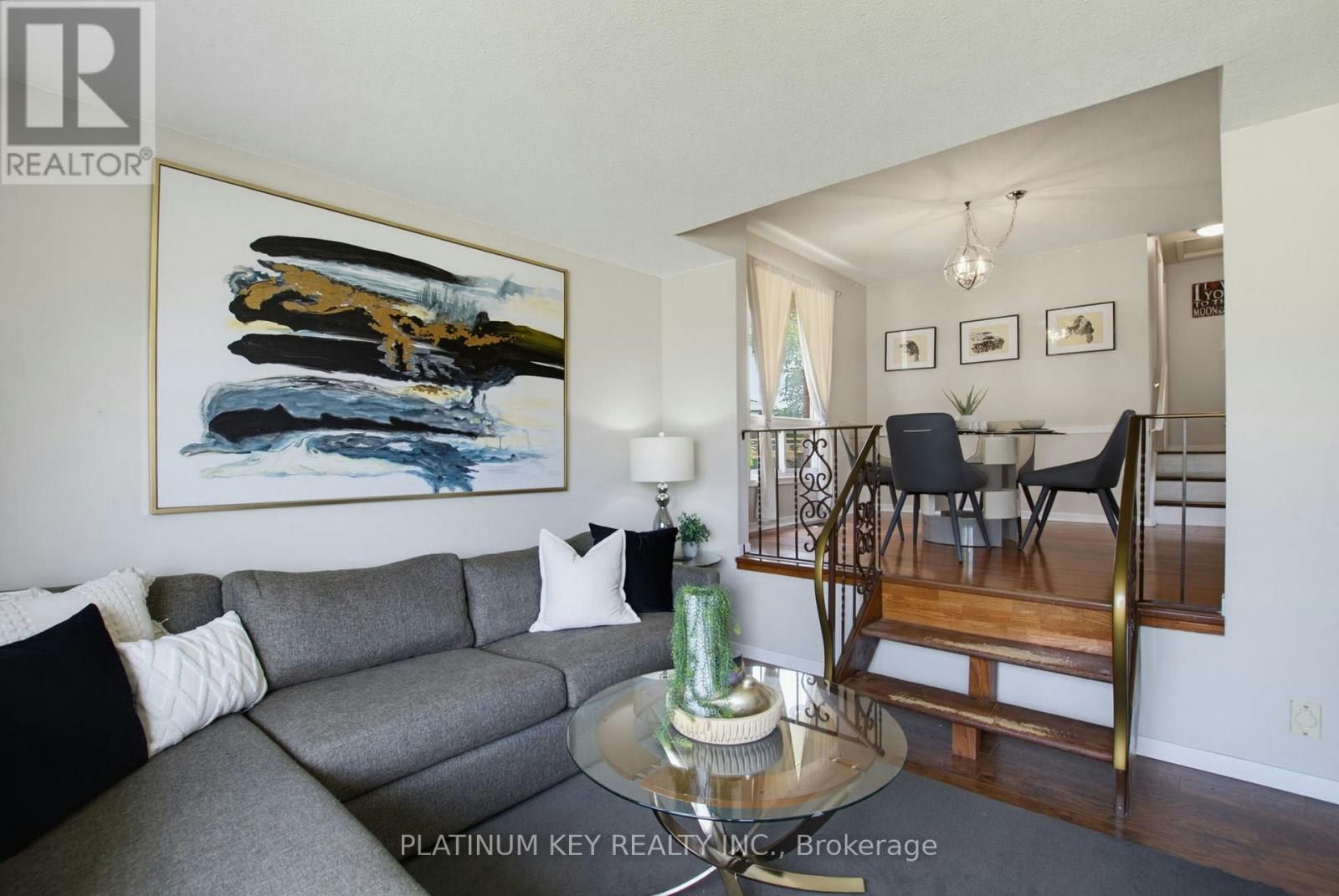 16 Sharpe Drive, Strathroy, ON, N7G 3T9