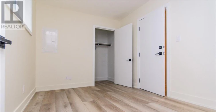 2-13B Fifth Avenue, Ottawa, ON, K1S 2M2 - 6