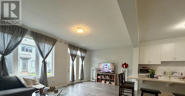 216 Billrian Cres Crescent, Ottawa, ON, K2S 3A6 - 2