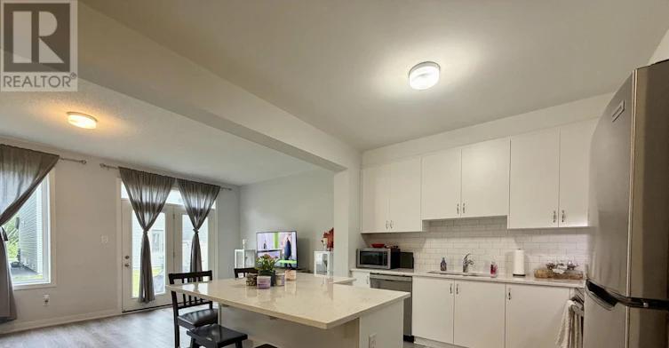 216 Billrian Cres Crescent, Ottawa, ON, K2S 3A6 - 10