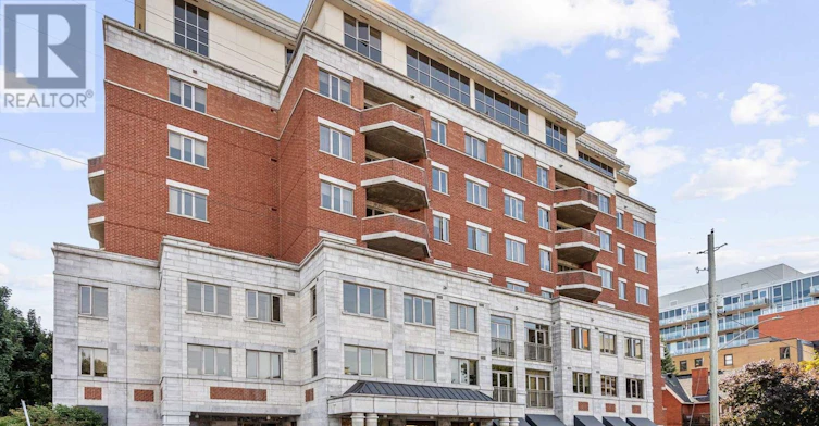 208-320 Mcleod Street, Ottawa, ON, K2P 1A3