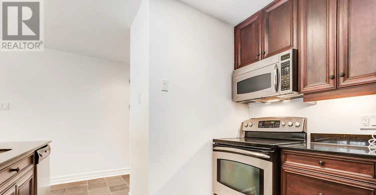 208-320 Mcleod Street, Ottawa, ON, K2P 1A3 - 17