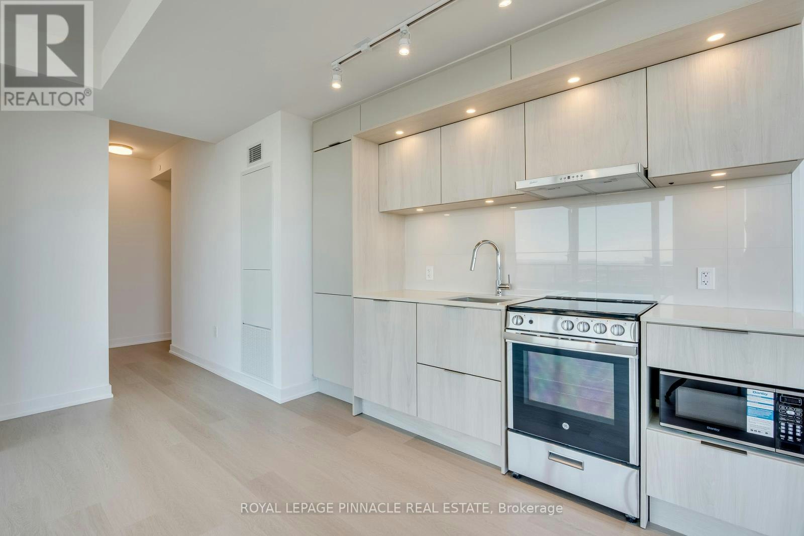 4511-448 Burnhamthorpe Road, Mississauga, ON, L5B 0R4 - 16