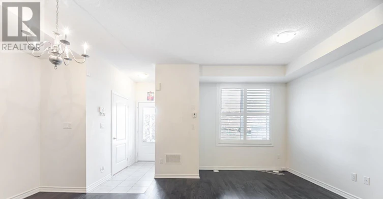 40-636 Evans Avenue, Toronto, ON, M8W 2W6 - 9