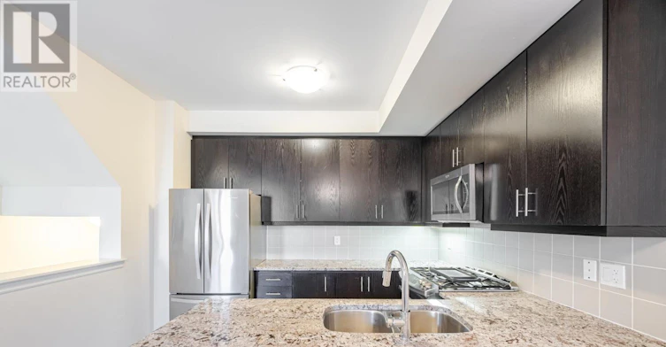 40-636 Evans Avenue, Toronto, ON, M8W 2W6 - 6