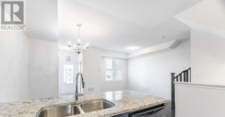 40-636 Evans Avenue, Toronto, ON, M8W 2W6 - 8