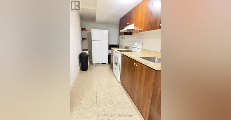 BASEMENT-3304 Sunlight Street, Mississauga, ON, L5M 0G8 - 4