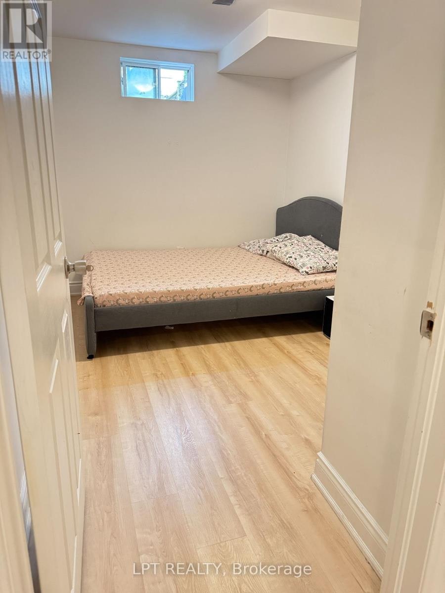 BASEMENT-3304 Sunlight Street, Mississauga, ON, L5M 0G8 - 22