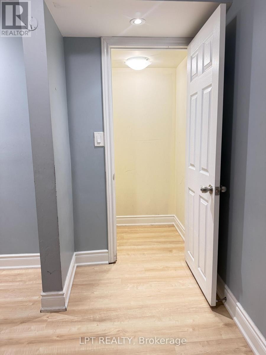 BASEMENT-3304 Sunlight Street, Mississauga, ON, L5M 0G8 - 18