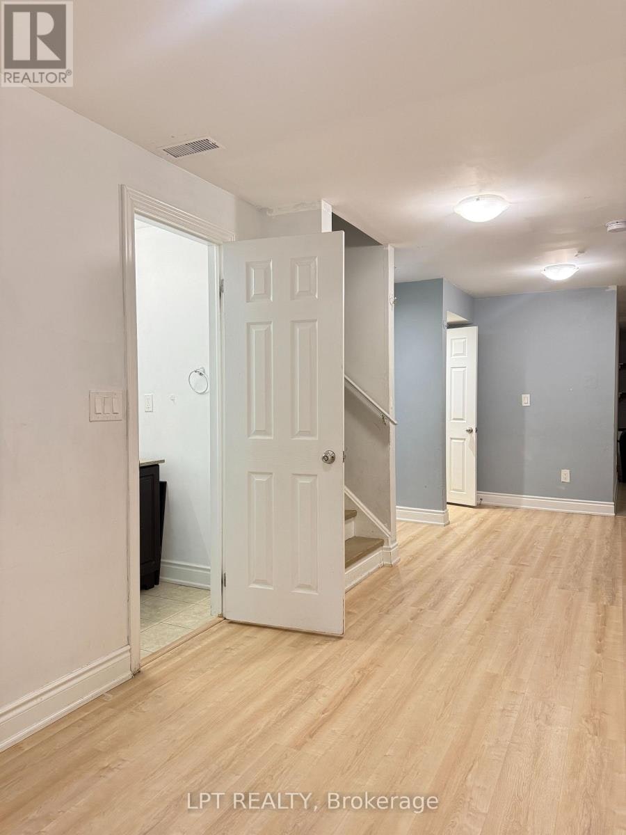 BASEMENT-3304 Sunlight Street, Mississauga, ON, L5M 0G8 - 12