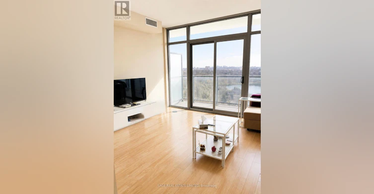 2712-105 The Queensway, Toronto, ON, M6S 5B5 - 3