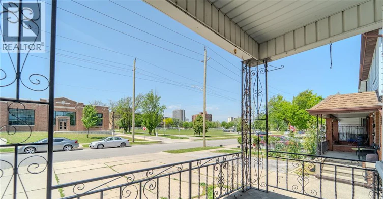 1124 Mercer Street, Windsor, ON, N9A 1N9 - 6