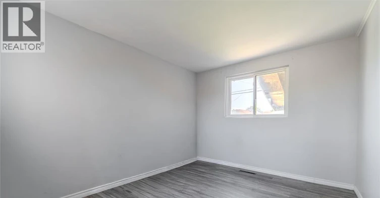 1124 Mercer Street, Windsor, ON, N9A 1N9 - 11