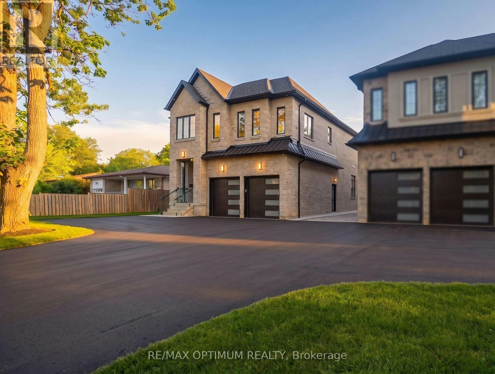 30 Mclaughlin Road N, Brampton, ON, L6X 1Y7