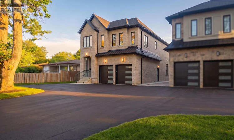 30 Mclaughlin Road N
