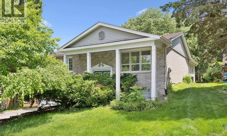 176 Sandford Fleming Drive