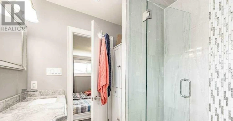 UPPER-11 Aterno Drive, Hamilton, ON, L9C 5S4 - 13