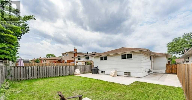 UPPER-11 Aterno Drive, Hamilton, ON, L9C 5S4 - 16