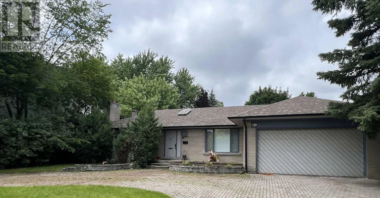 58 Heathcote Avenue, Toronto, ON, M2L 1Z1 - 2