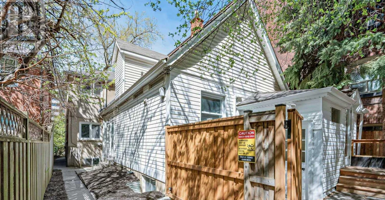29 Raglan Avenue, Toronto, ON, M6C 2K7 - 30
