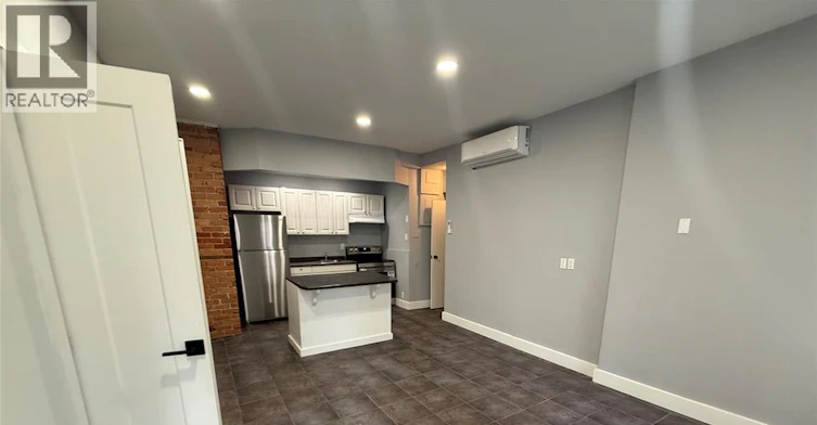 A-405 Pelissier, Windsor, ON, N9A 4L2