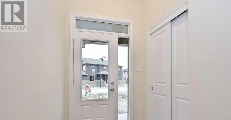 30 Rookie Crescent, Ottawa, ON, K2V 0R9 - 2