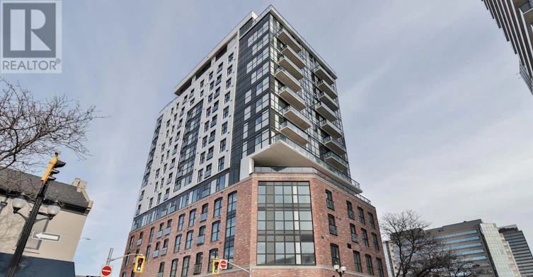 PH1-206 King Street W, Hamilton, ON, L8P 1A5